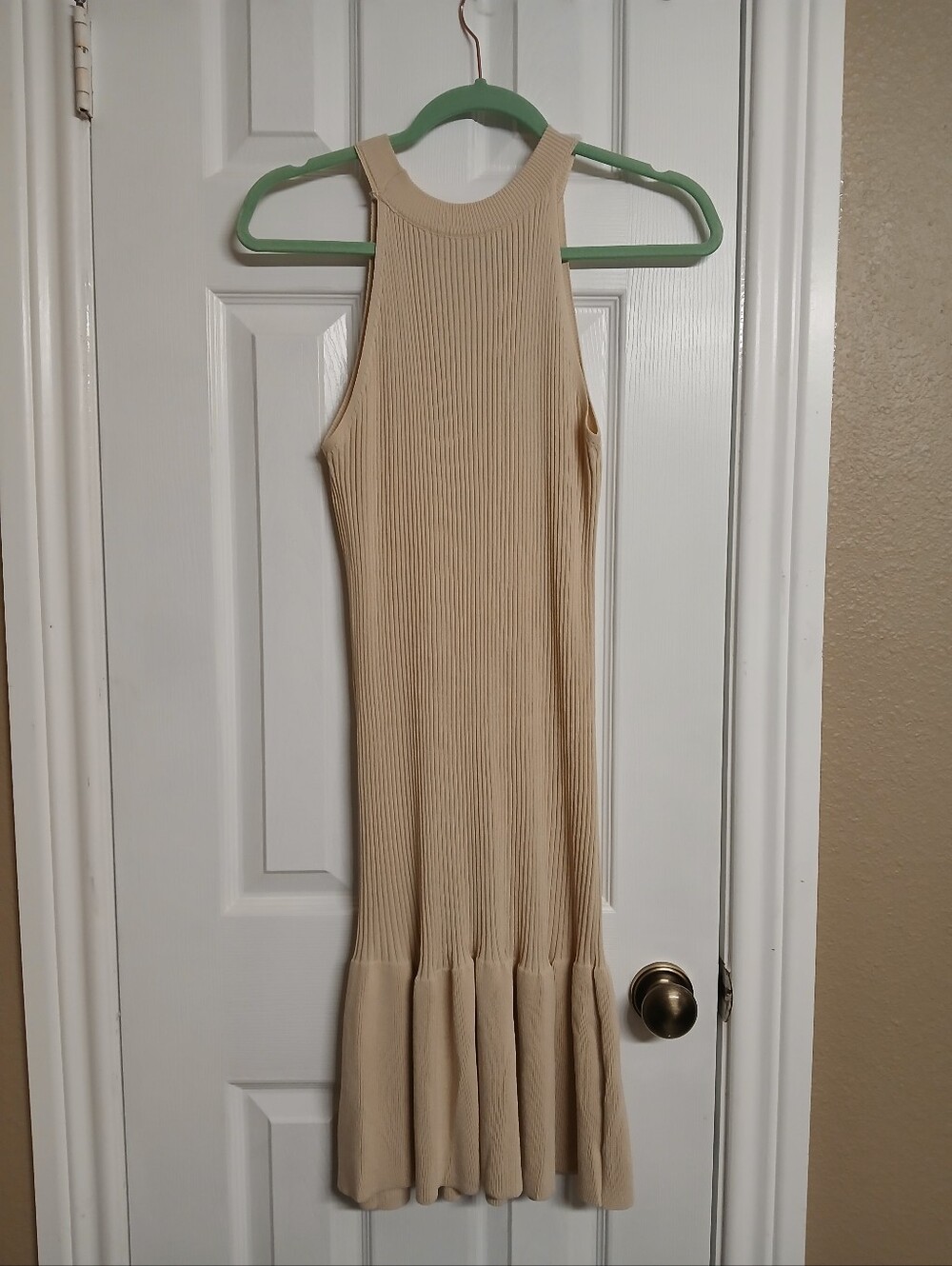 MECALA Sleeveless Rib-Knit Cream Dress - XL